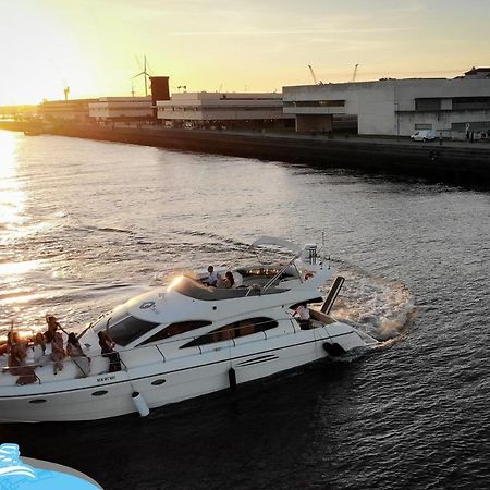 Barco No Coracao Da Cidade - Iate De 5 Estrelas Βιάνα ντο Καστέλο Εξωτερικό φωτογραφία