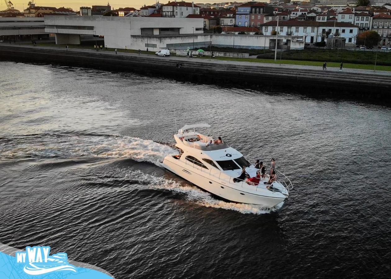 Barco No Coracao Da Cidade - Iate De 5 Estrelas Βιάνα ντο Καστέλο Εξωτερικό φωτογραφία
