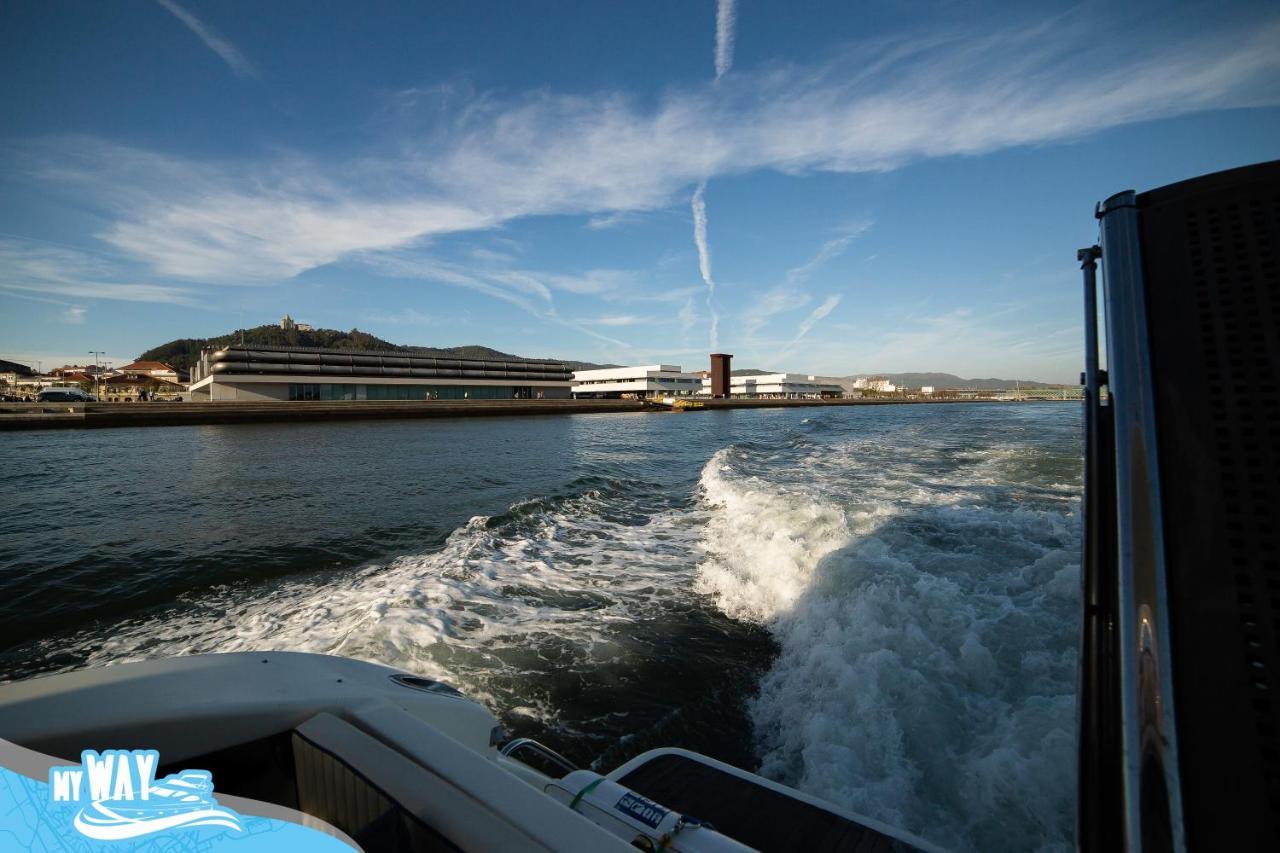 Barco No Coracao Da Cidade - Iate De 5 Estrelas Βιάνα ντο Καστέλο Εξωτερικό φωτογραφία